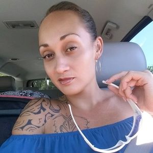 Meet your Posher, Alicia